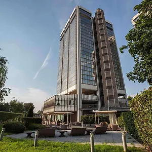 Western The Hub Hotel